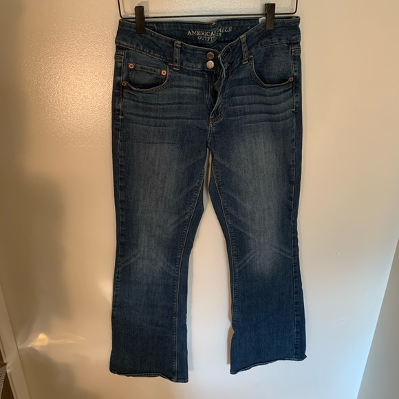 Jeans - Picture 2 of 3